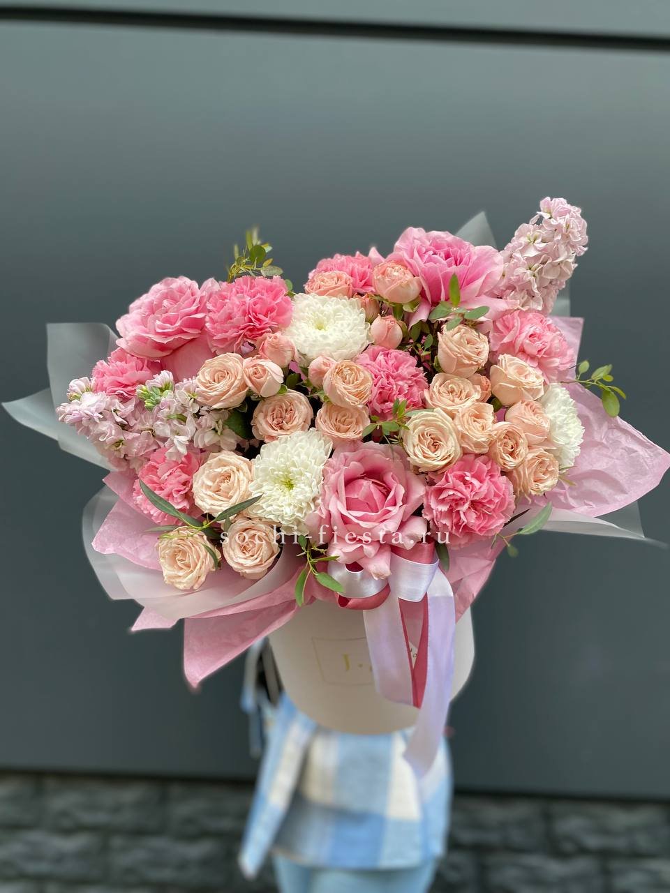 Авторский цветочный бокс — заказать в Долгопрудном