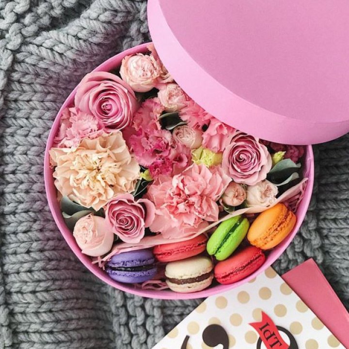 Цветочный бокс пинк в Долгопрудном