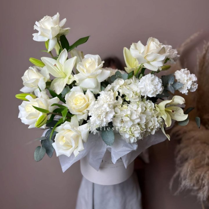 Цветочный бокс "Вайт дримс" в Долгопрудном