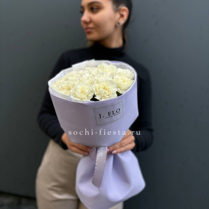 Букет белых диантусов в Долгопрудном