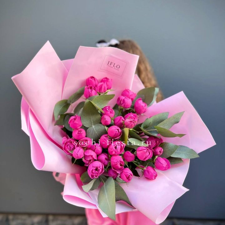 Пионовидные розы баблс в Долгопрудном