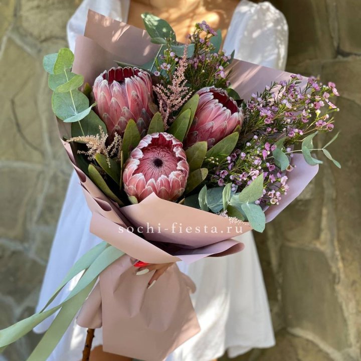 Букет из протеи "Клеопатра"  в Долгопрудном
