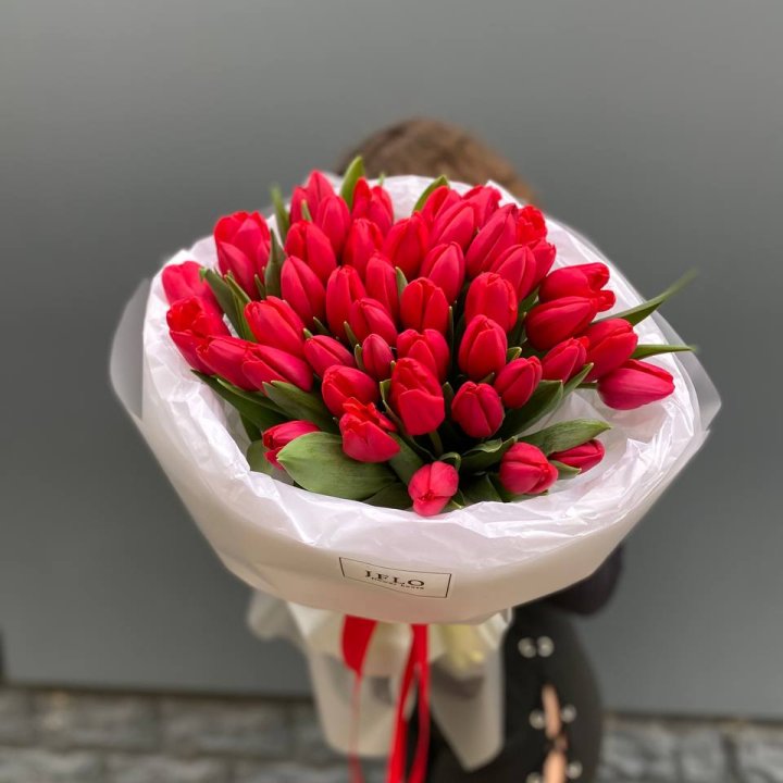 51 тюльпан "Любовь" в Долгопрудном