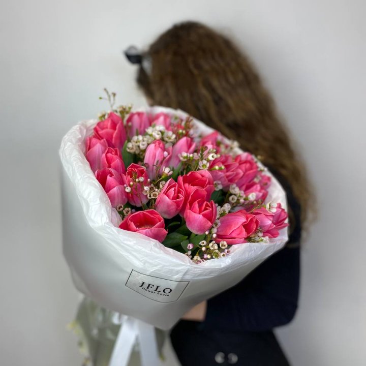 Дуо тюльпаны с хамелациумом в Долгопрудном