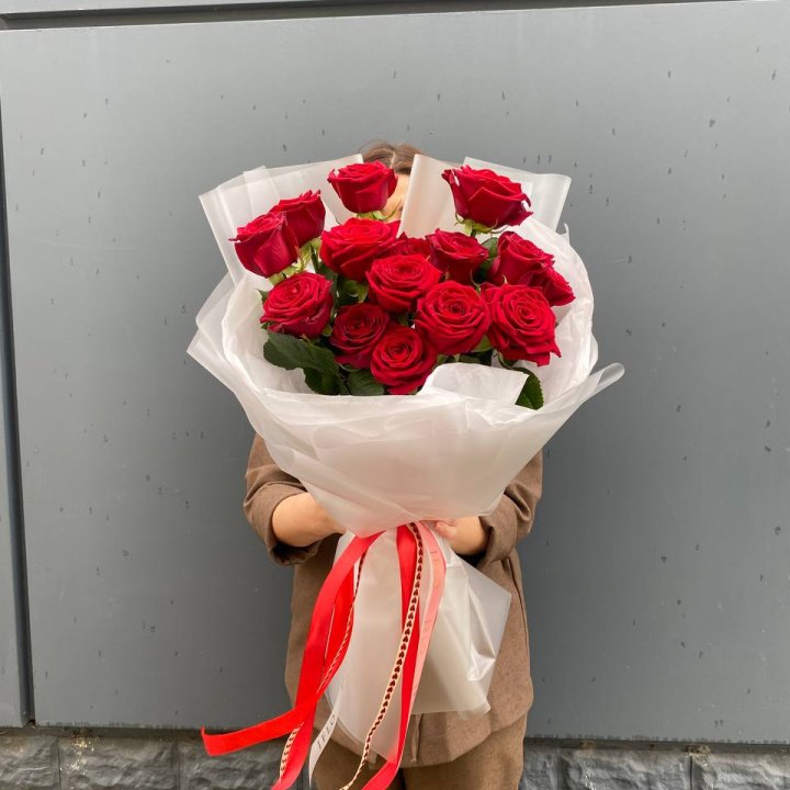 15 высоких роз  в Долгопрудном