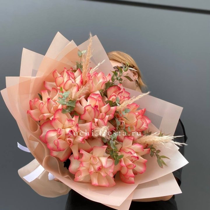 9 Французских роз Джумилия  в Долгопрудном