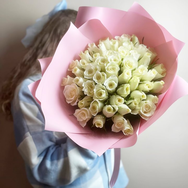 Букет из 51 белой розы (Кения) в Долгопрудном