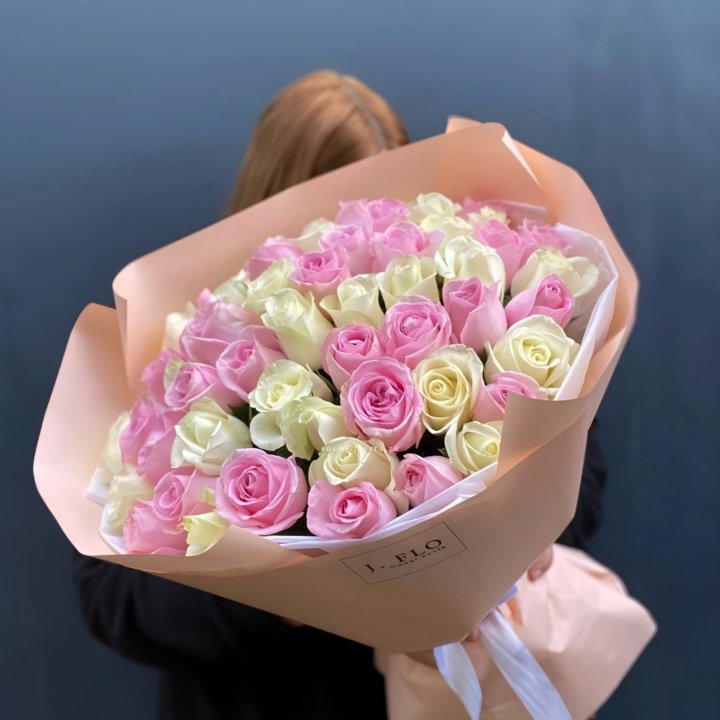 55 роз микс нежности в Долгопрудном
