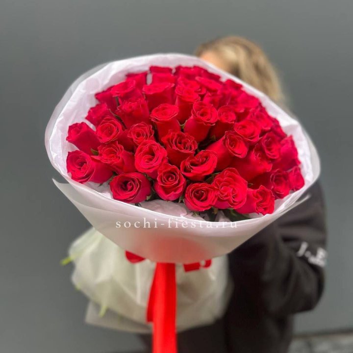 55 красных роз "Амелия" в Долгопрудном