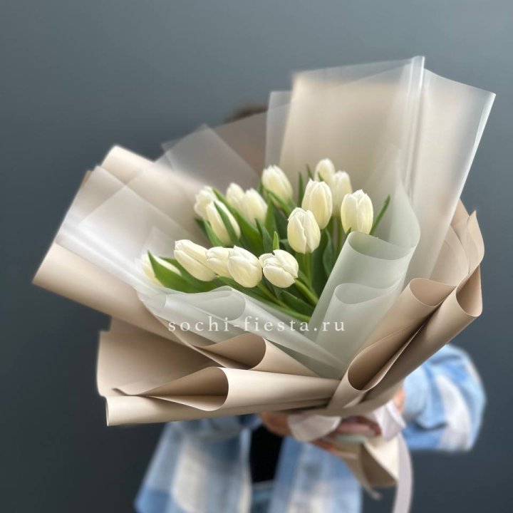 Букет из 15 белых тюльпанов в Долгопрудном